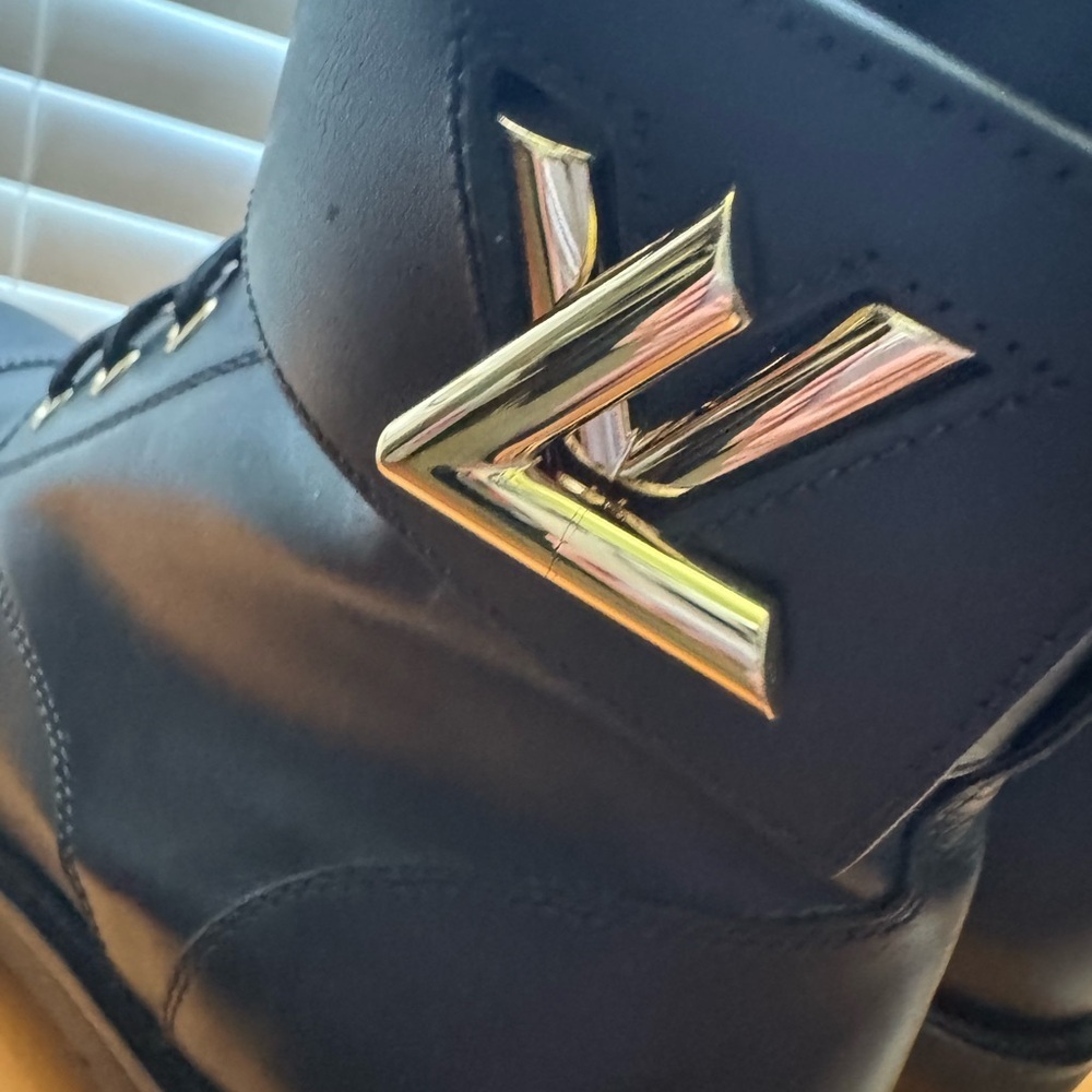 Authentic Louis Vuitton Black Leather Combat Boots women’s Sz 6 - Picture 7 of 14